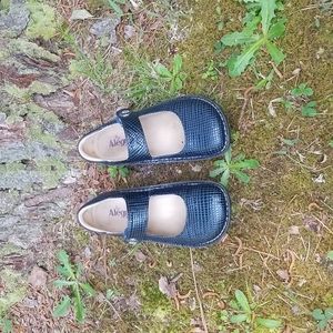 ALEGRIA BY PG LITE SHOES